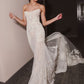 Glamouröses trägerloses Meerjungfrauen-Brautkleid mit Kathedralschleppe aus Spitze DP8422