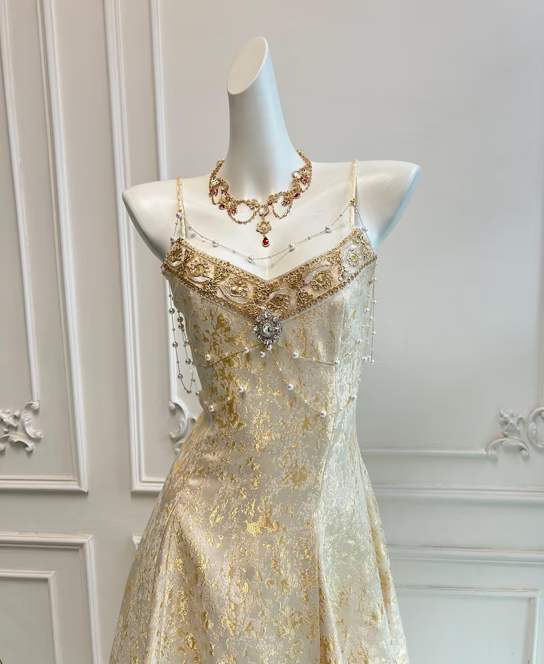 Vintage Champagne Gold Spaghetti Strap A-Line Beaded Evening Gown DP8402