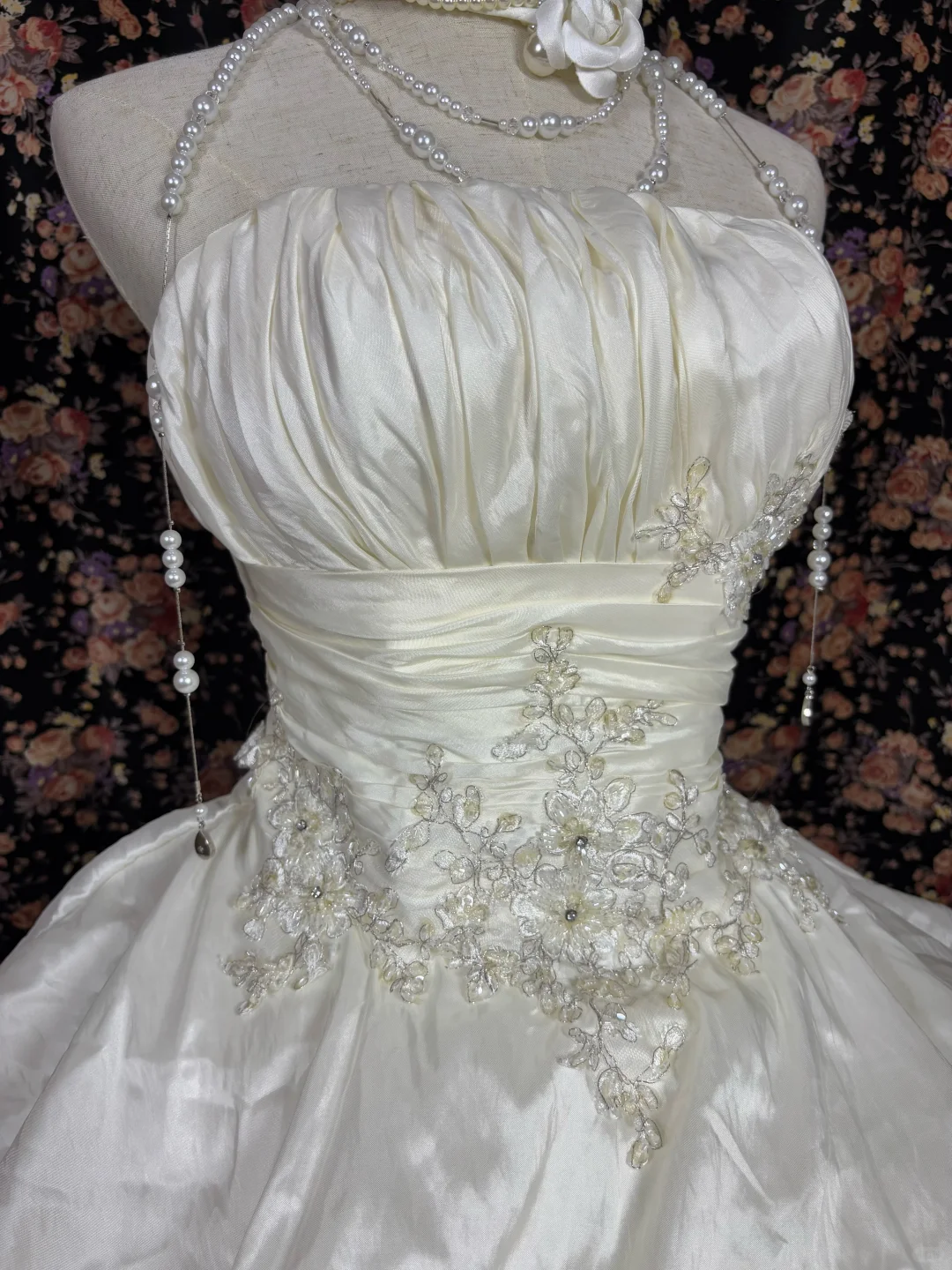 Gorgeous Lace Embroidery Beaded Sweet 16 Quinceanera Strapless A-Line Floor-length Tiered Prom Dress Evening Dress Ball Gown DP6414
