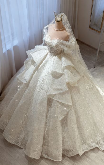Vintage Off-the-Shoulder Sparkly Glitter Ruffle Tiered Long Train A-Line Wedding Dress DP8611