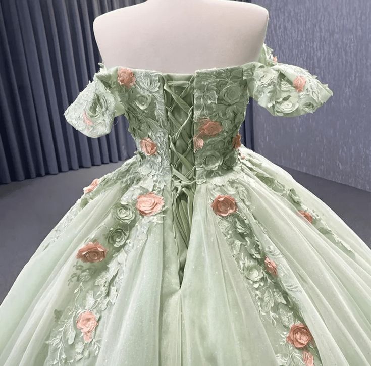 Glamorous Light Green Sweetheart Tulle Floral Appliques Quinceanera Ball Gown DP7142