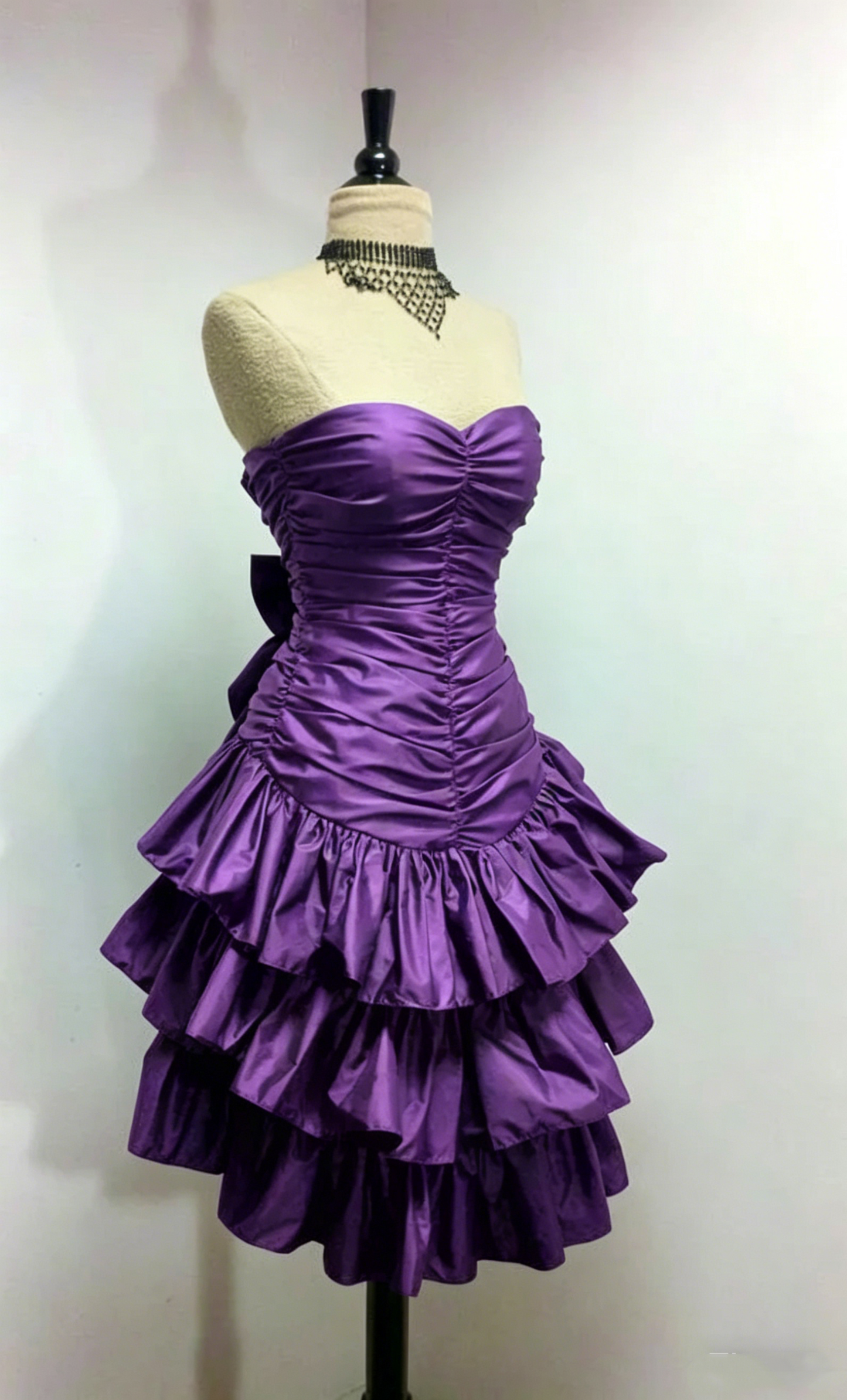 Robe de soirée bustier vintage plissée à volants étagés DP2584