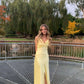 Vintage Gelb V-Ausschnitt Meerjungfrau Satin Spaghettiträger Partykleid Abendkleid Brautjungfernkleid DP6304