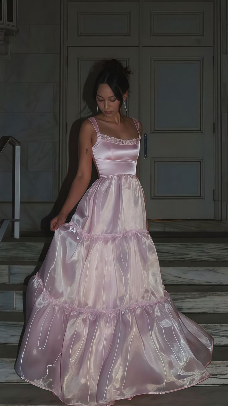 Robe de bal romantique à volants étagés rose scintillant pour Sweet 15 Quinceañera DP7918