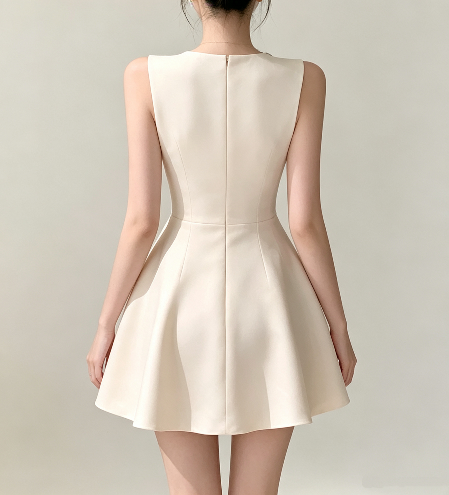 Elegant Champagne Sleeveless Beadede A-Line Homecoming Dress DP8746