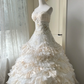 Vintage-Inspired Ivory Tiered Tulle Sweetheart Strapless Sequined Rhinestone Wedding Dress DP7303