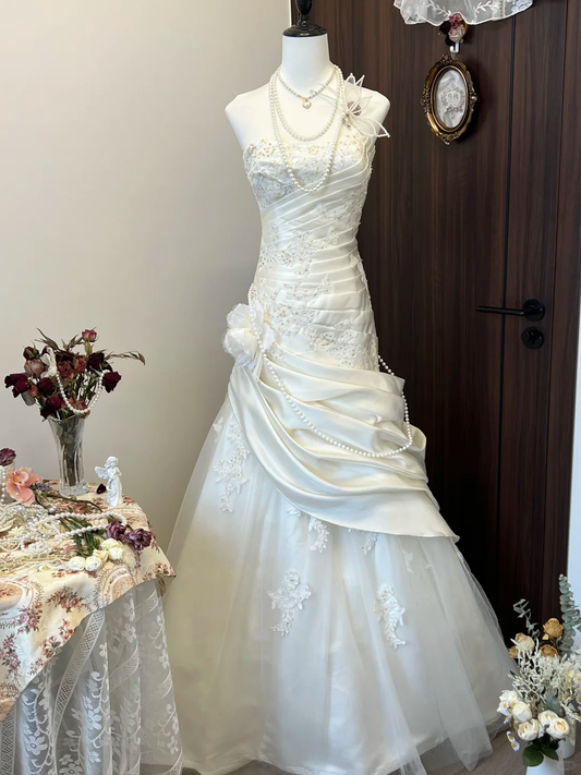 Elegant White Beaded Applique Satin Wedding Dress Mermaid Strapless Bridal Gown DP7132