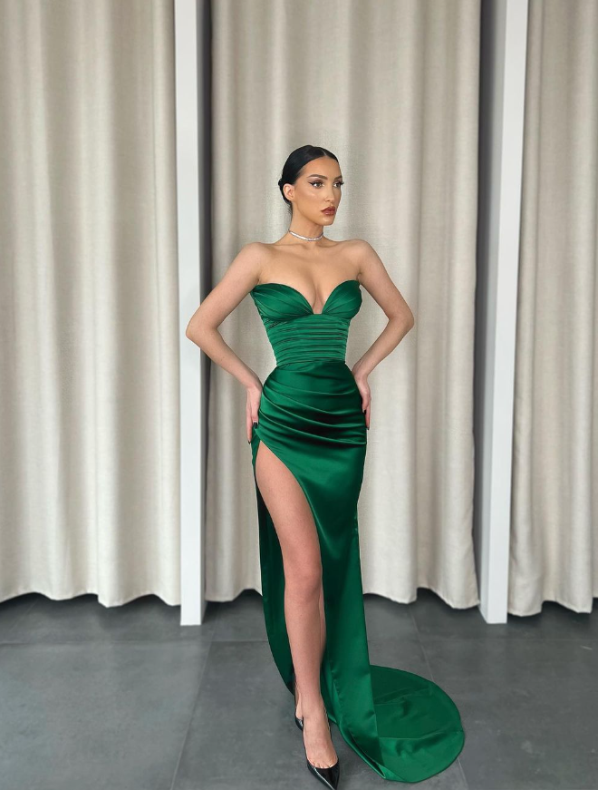 Green Sweetheart Satin Sheath Long Party Dress with High Slit, DP2635