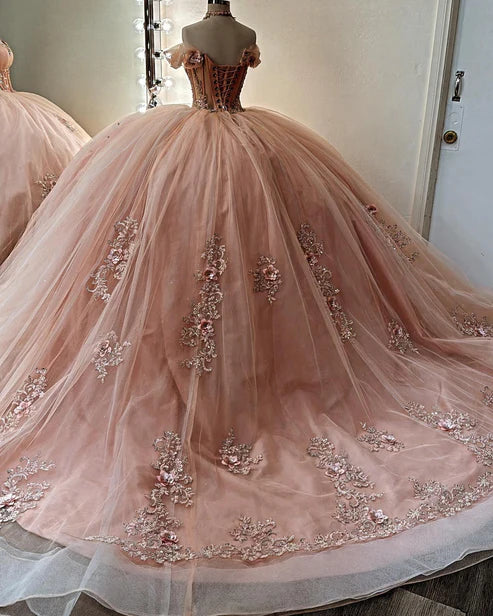Robe de bal élégante rose à épaules dénudées en tulle brodé de perles et de fleurs, modèle DP7235