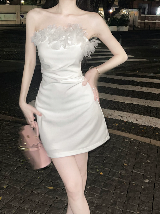 Elegant White Strapless Satin 3D Floral Ruched Bodycon Homecoming Dress DP8810