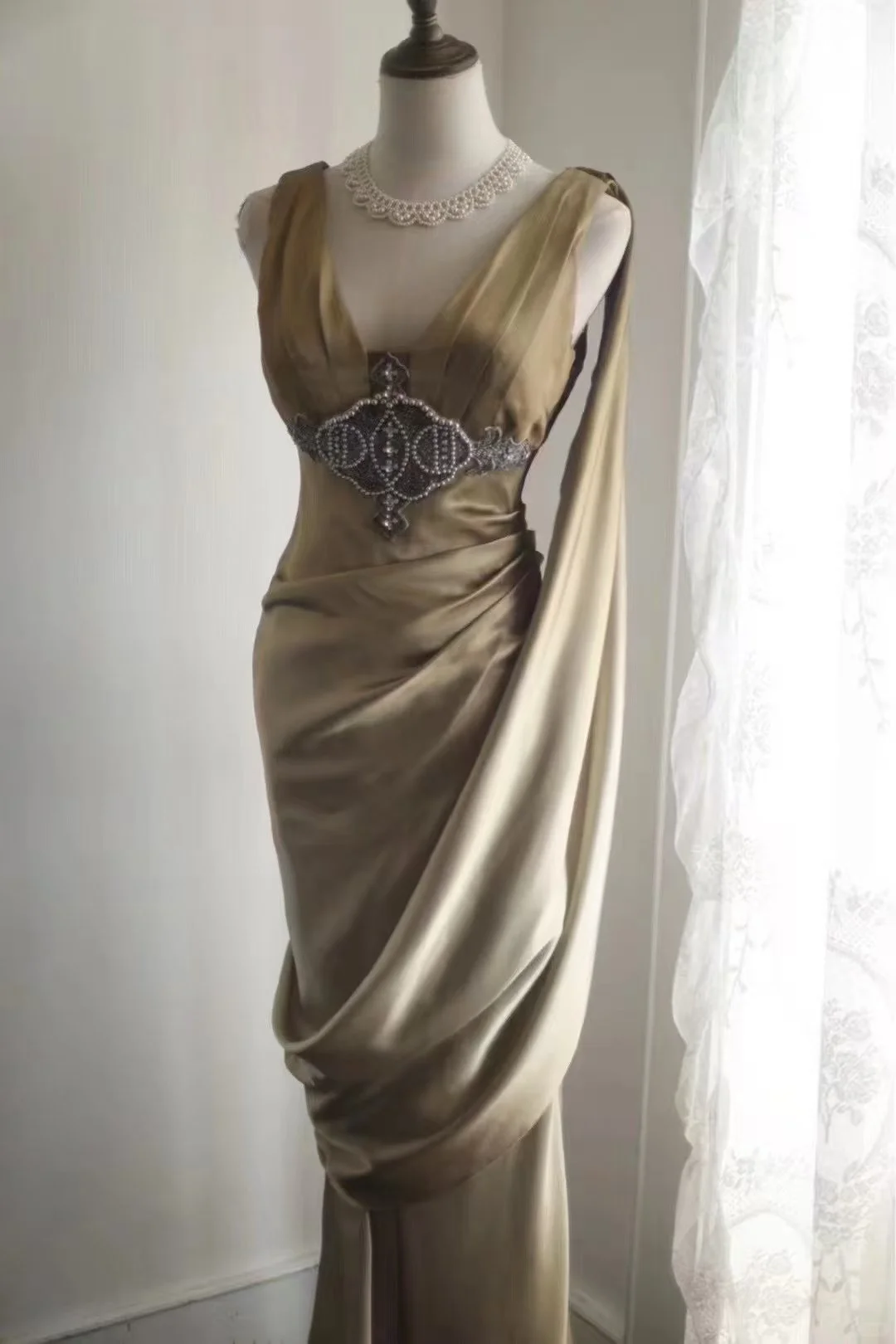 Glamorous Champagne Gold Satin Sleeveless V-Neck Embellished Waist & Ruched Prom Dress DP7640
