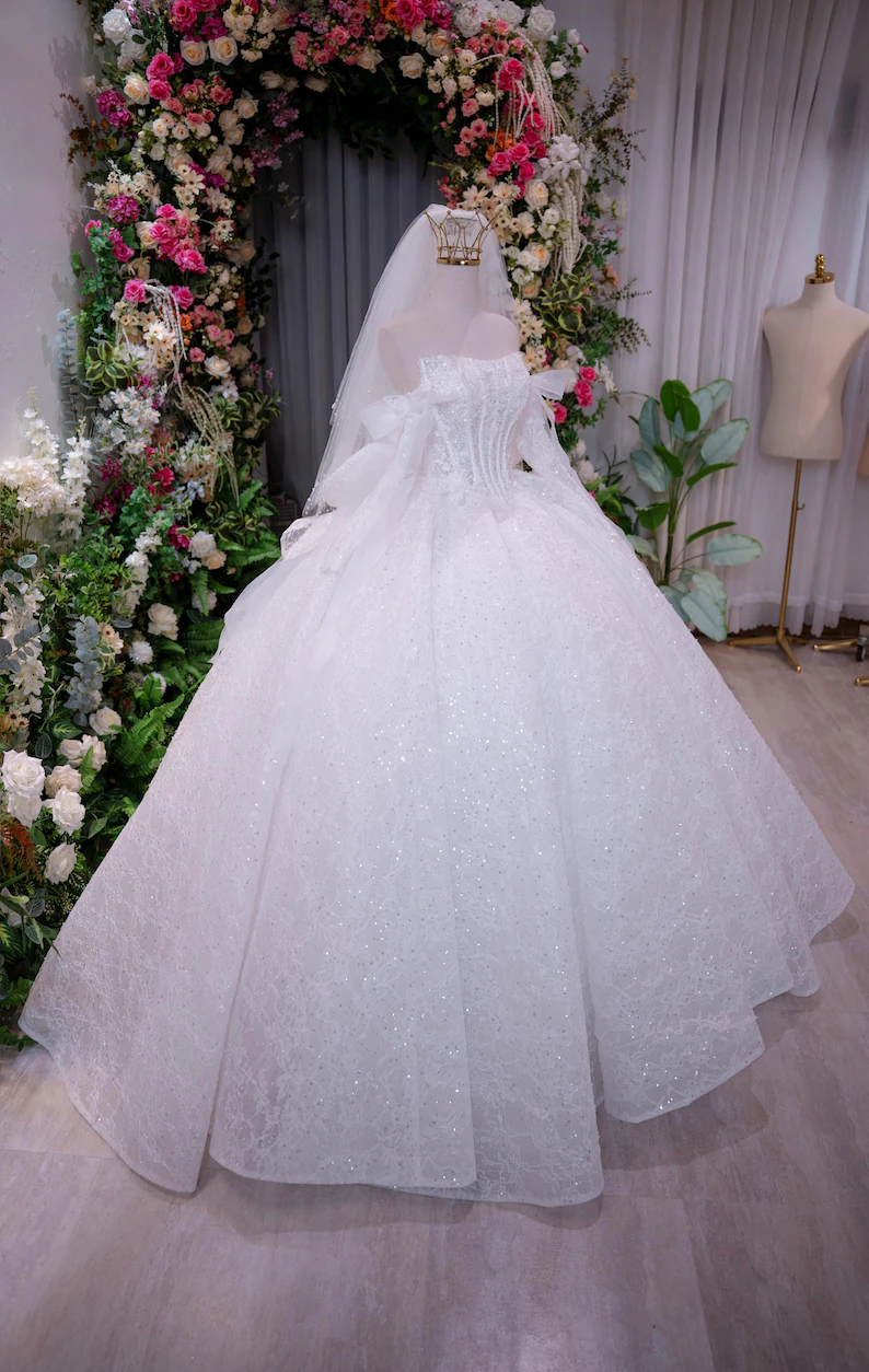 Elegant Off-the-Shoulder Glitter Lace A-Line Wedding Dress DP8391