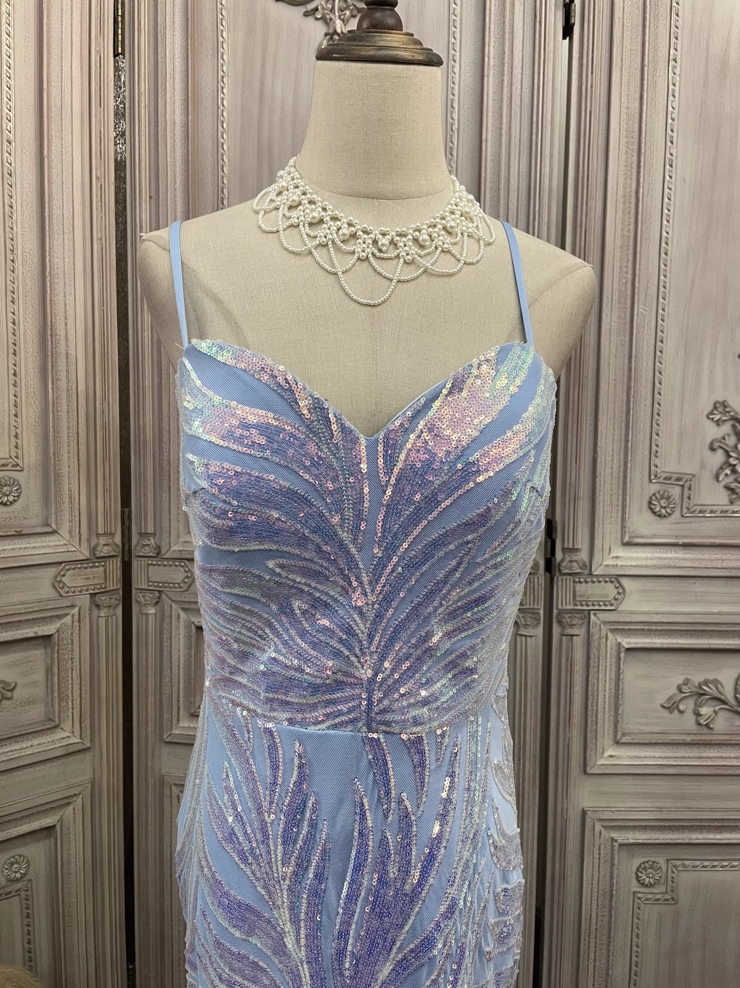 Elegant Sky Blue Iridescent Sequin Mermaid Prom Dress DP7968
