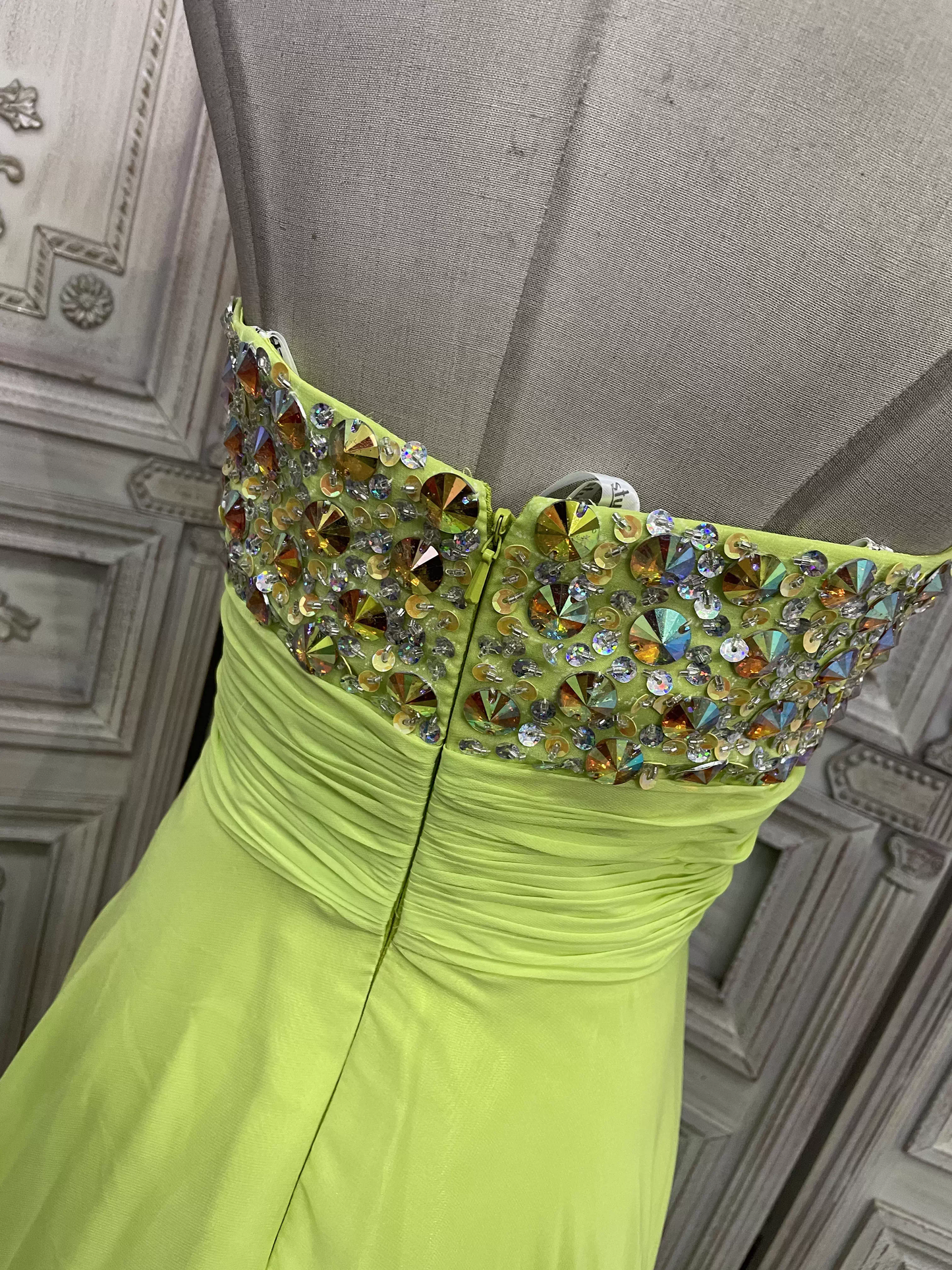 Elegantes, limettengrünes, trägerloses Abendkleid mit Herzausschnitt, Pailletten und Chiffon, Ballkleid DP7620