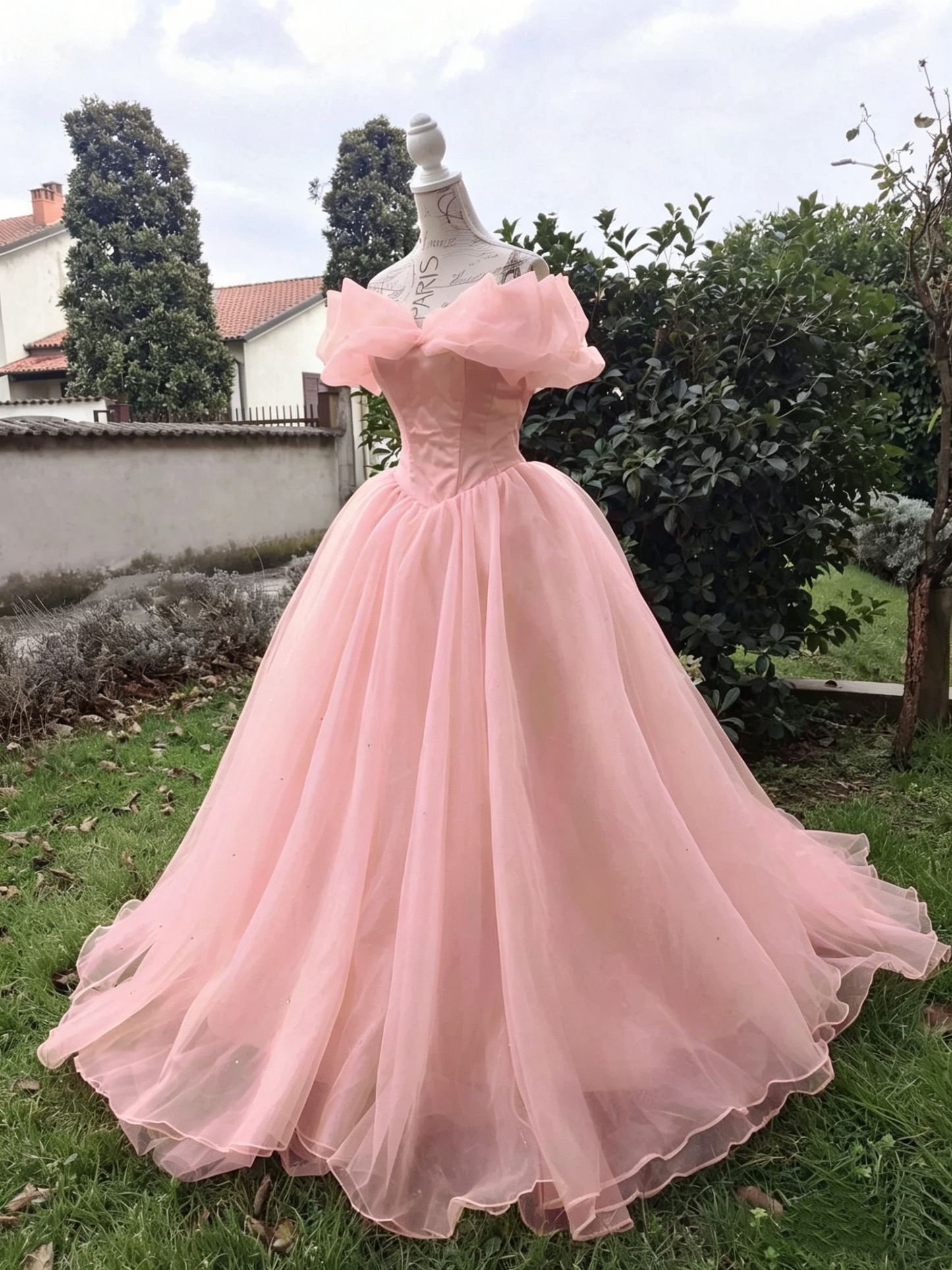 Vintage Off-the-Shoulder Soft Yellow Tulle Ball Gown Cinderella Princess Prom Dress DS4380
