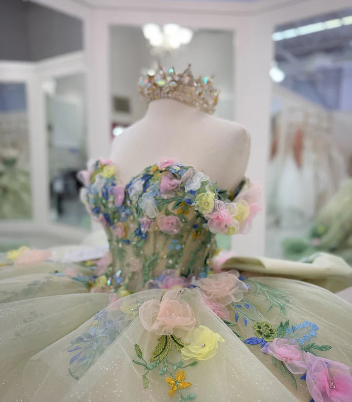 Glamorous 3D Floral & Butterfly Applique Off-Shoulder Sweetheart Quinceanera Sweet 15 Ball Gown DP7183