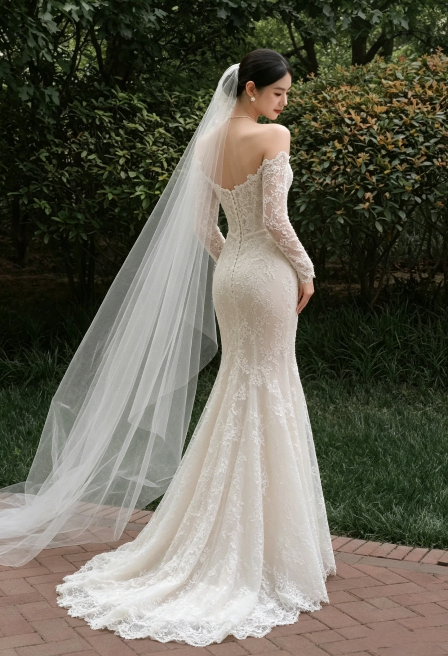 Elegant Ivory Off-the-Shoulder Long Sleeve Lace Mermaid Veil Wedding Dress DP8619