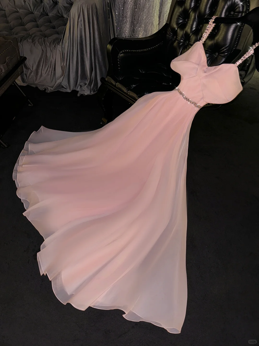 Glamouröses, pinkfarbenes A-Linien-Abendkleid mit Perlenbesatz, herzförmigem Ausschnitt und Spaghettiträgern DP7328