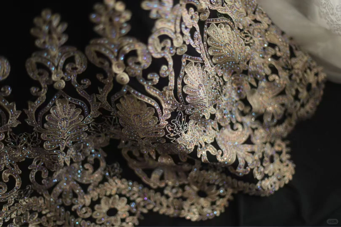 Vintage Black Off-Shoulder Gold Embroidery Mermaid Evening Gown DP7354