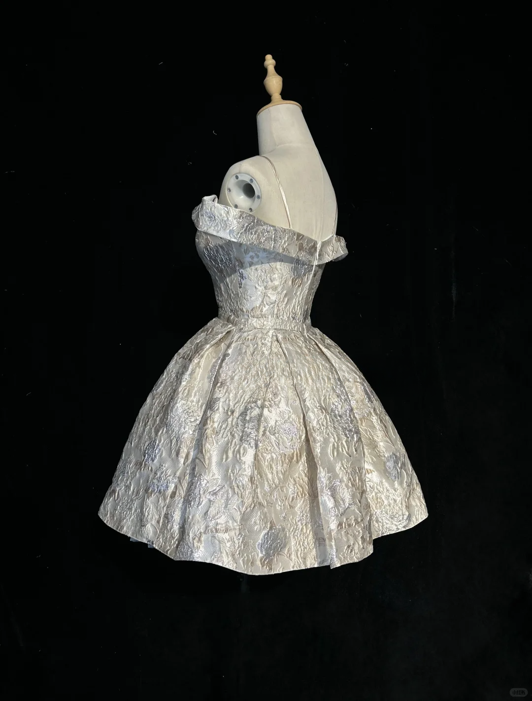 Chic Sliver Fit-and-Flare Off-Shoulder Brocade Homecoming Dress Party Dress Cocktail Dress DP7116