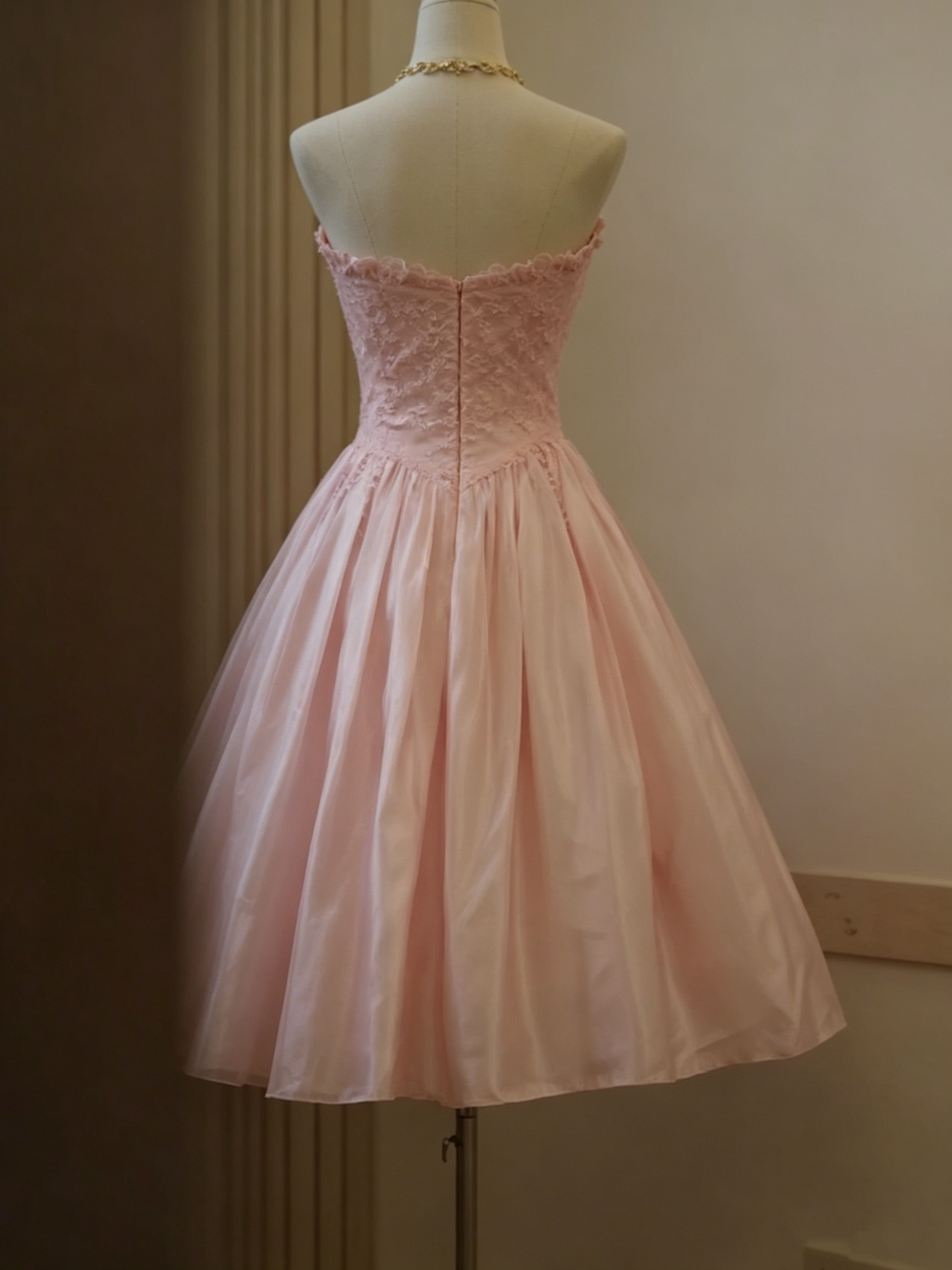 Vintage Pink Strapless Lace Bodice Sweetheart Tea-Length A-Line Homecoming Dress DP8377