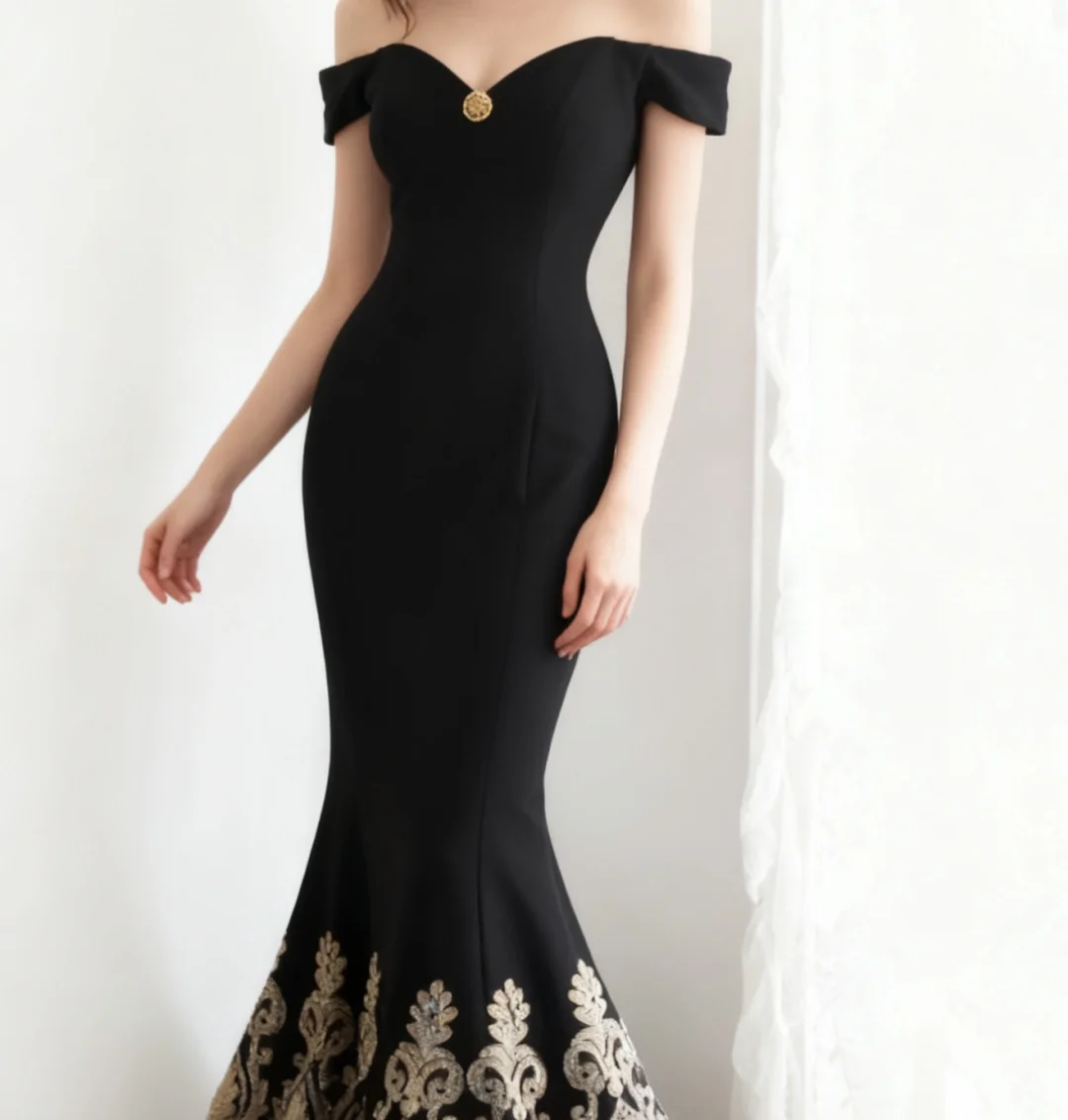 Vintage Black Off-Shoulder Gold Embroidery Mermaid Evening Gown DP7354