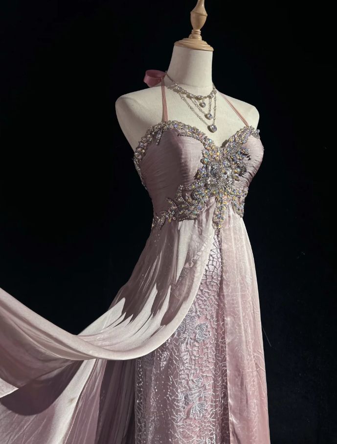 Elegant Pink Halter Neck Sweetheart Evening Gown A-Line Beaded Lace Prom Dress DP7965