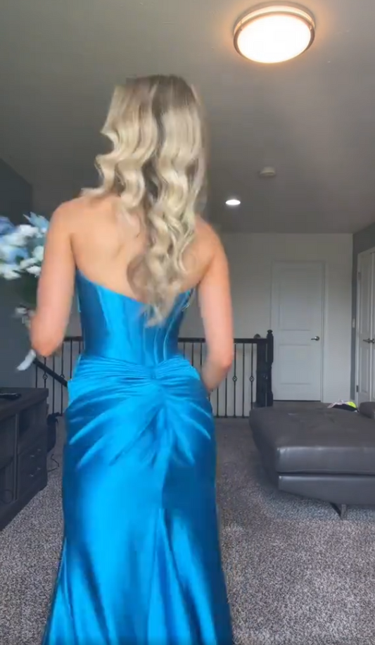 Charmantes blaues Satin-Meerjungfrauenkleid mit Herzausschnitt und hohem Schlitz, langes Ballkleid, Partykleid, Abendkleid DP6497