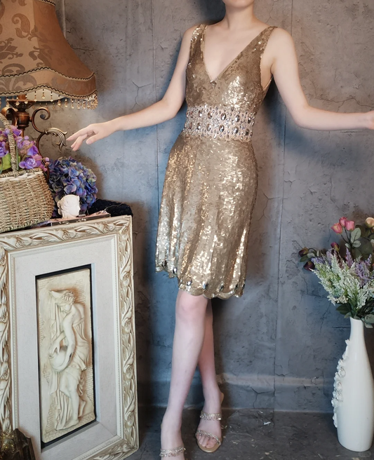 Retro Golden V-neck Sparkling Beaded Sequin Design A-line Short Homecoming Dress DP6058