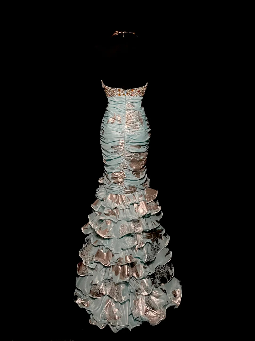 Robe de soirée longue style sirène bleue sans bretelles, à volants superposés et perles, style vintage, DP5410