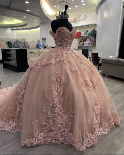 Elegantes rosa schulterfreies A-Linien-Ballkleid mit Paillettenapplikationen und bodenlangem Sweet 16 Quinceanera-Kleid, Geburtstagskleid, Abendkleid, Ballkleid, DP6443