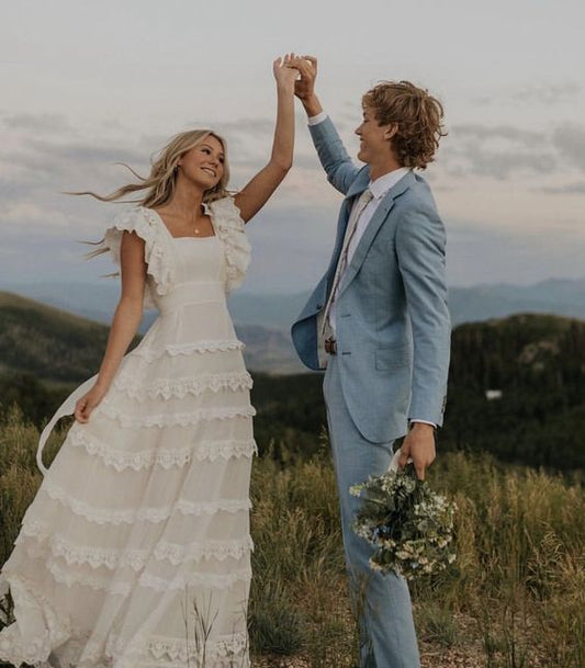 Superbe robe de mariée trapèze blanche en dentelle à col carré et à volants, robe de bal, robe de soirée DP6574