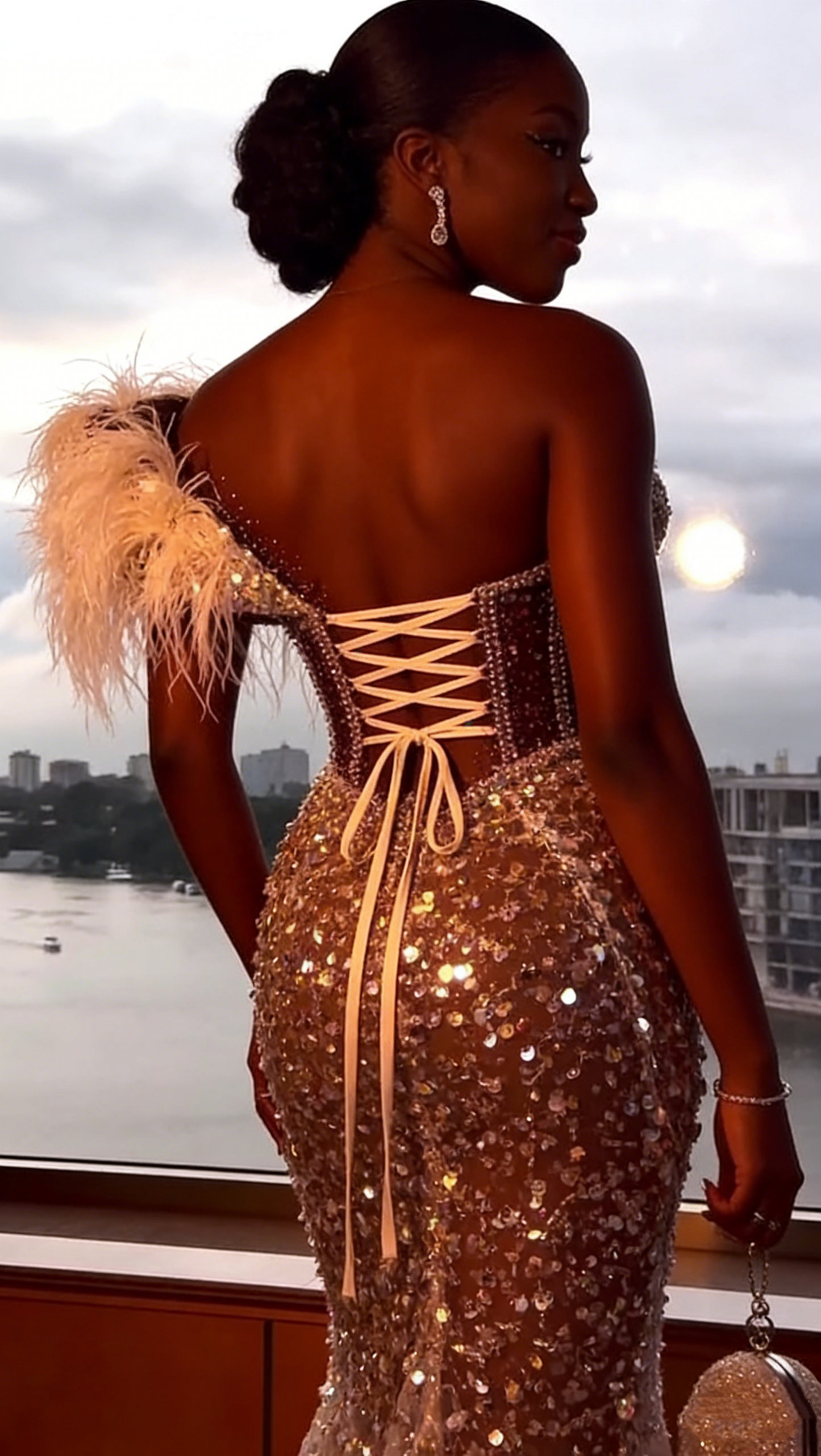 Gold Sequin Feather Mermaid Evening Gown Sheer V-Neck Beaded Prom Dres DSProm Gold Sequin Feather Mermaid Evening Gown Sheer V-Neck Beaded Prom Dres DSProm