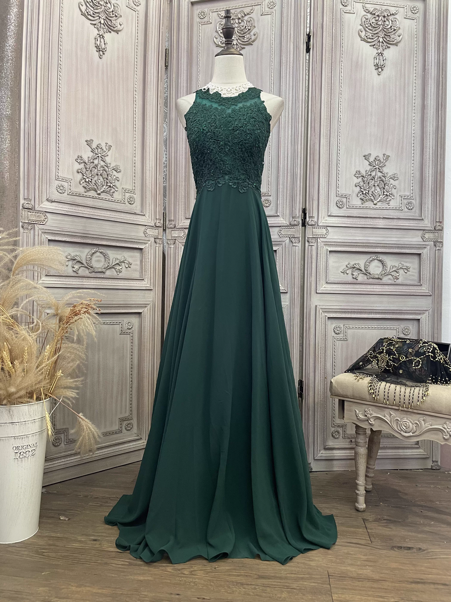 Elegant Emerald Green Sleeveless Lace Evening Gown Chiffon Train Prom Dress DP7603