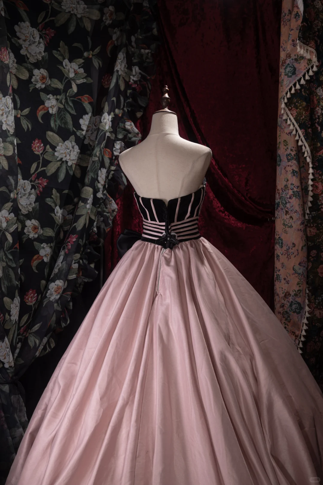 Elegant Pink  Black Striped Bodice Sweetheart Strapless Bow Ball Gown DP8345