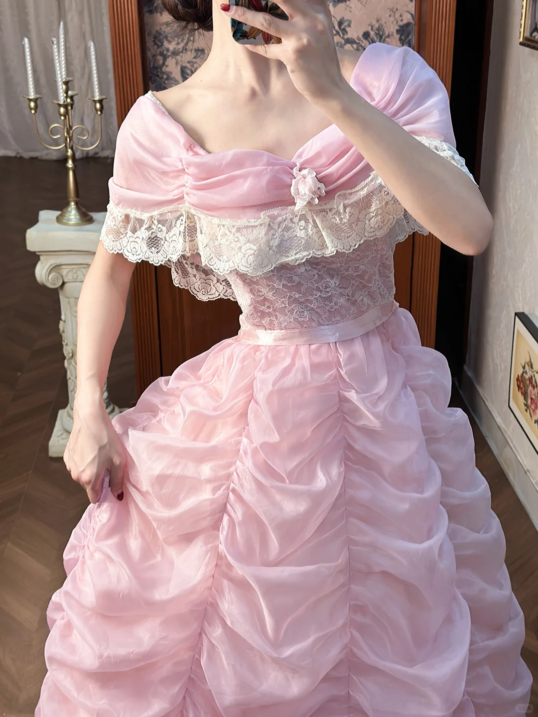 Vintage-Ballkleid für Sweet 16 Quinceañera mit gerafftem Organza-Spitzenbesatz DP7940