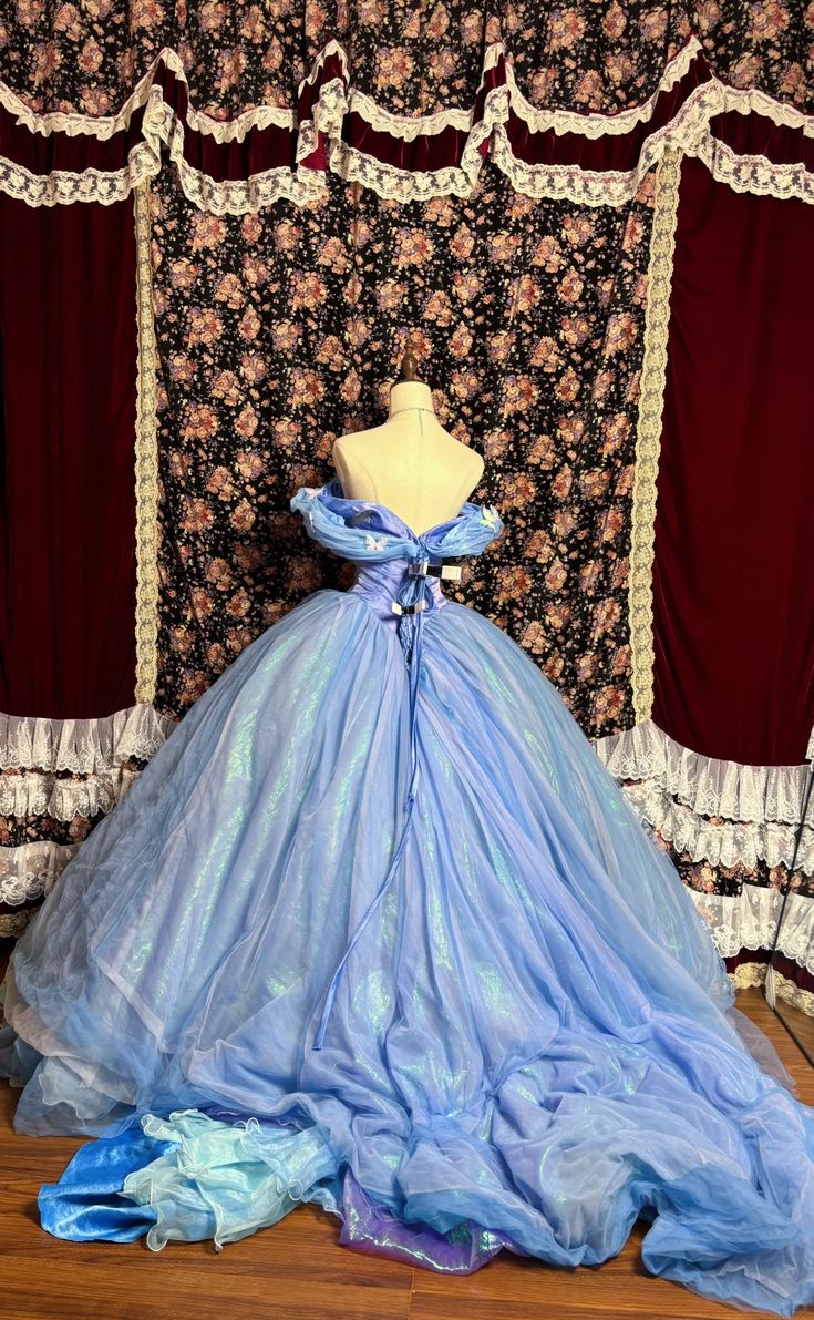 Vintage Cinderella-Inspired Off-Shoulder Iridescent Blue 3D Butterfly Quinceanera Sweet 15 Ball Gown DP7175