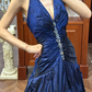 Traumhaftes marineblaues, gerafftes, perlenbesetztes Neckholder-Ballkleid für Sweet 16 Quinceañera DP7952