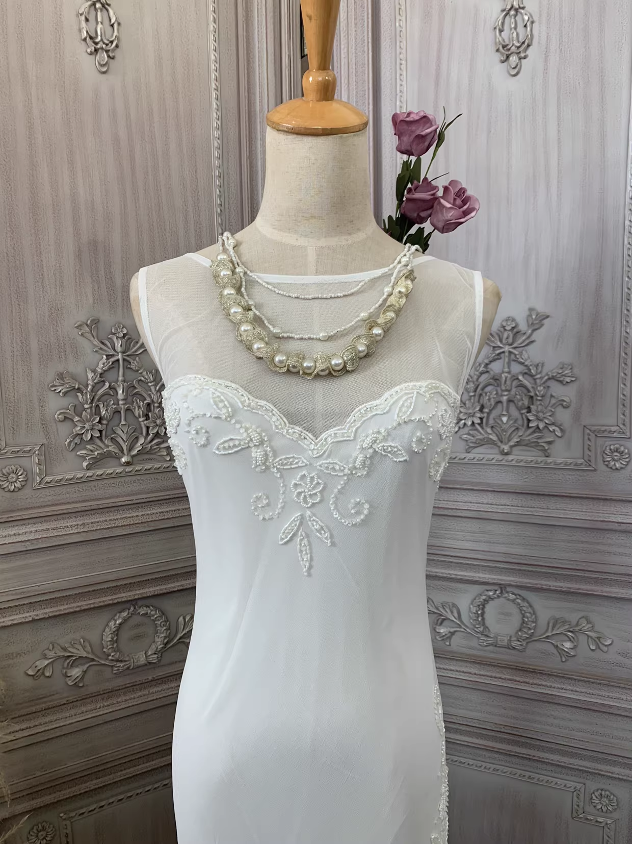 Vintage Ivory Sleeveless Mermaid Embroidery Tulle Wedding Dress DP7599