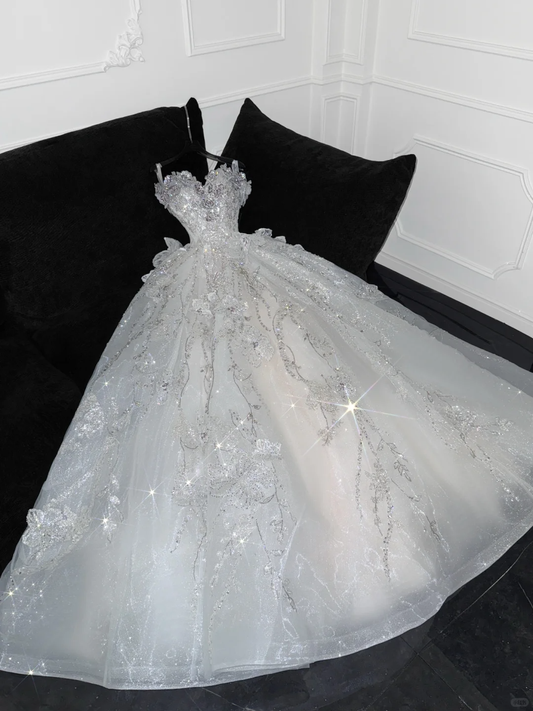 Wunderschönes, glänzendes, perlenbesetztes, weißes, herzförmiges Tüll-Pailletten-Design, elegantes, bodenlanges A-Linien-Brautkleid, DP6201