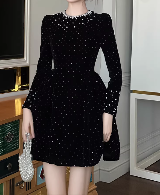Vintage Black Velvet Pearl Beaded Long-Sleeve Fit-and-Flare Mini Homecoming Dress DP7702
