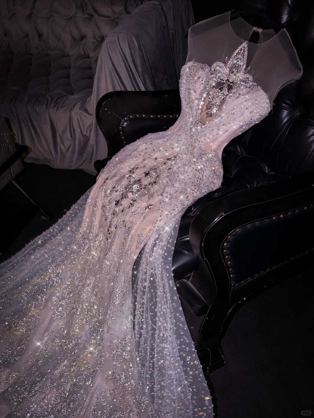 Elegant Sparkling Tulle Sequin Mermaid Beaded Dramatic Train Evening Gown DP7308