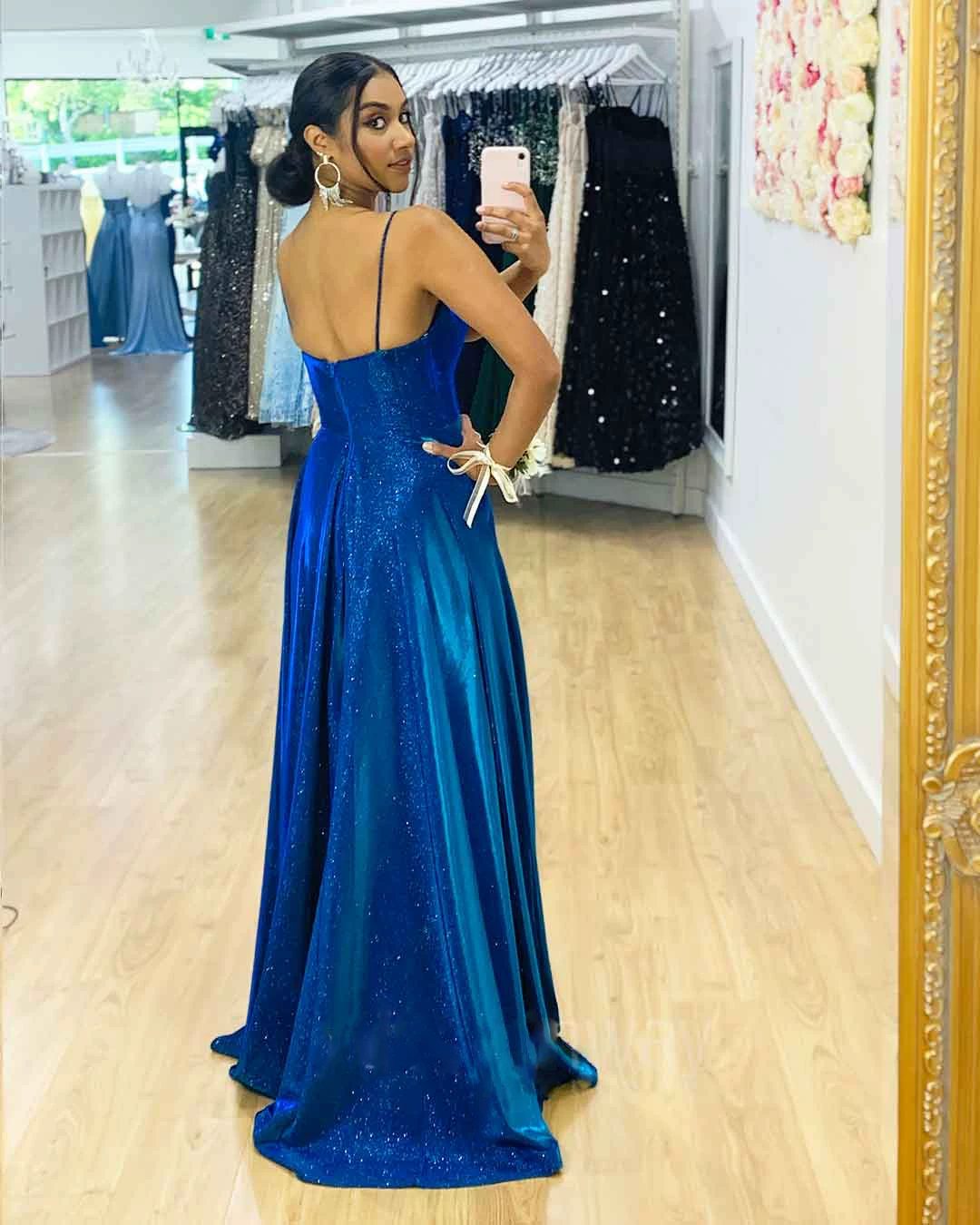 Wunderschönes Glitzer-Spaghettiträger-A-Linien-Herz-Abschlussballkleid DP8371