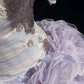 Robe de bal élégante lilas sans bretelles, à volants superposés et applications florales, coupe trapèze, pour quinceañera DP7109