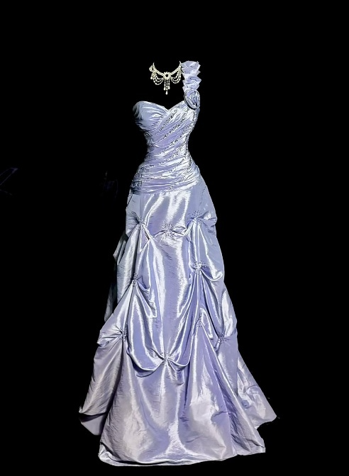 Wunderschönes lavendelfarbenes, einseitig schulterfreies, gerafftes Satin-Ballkleid für Sweet 15 Quinceañera DP7618