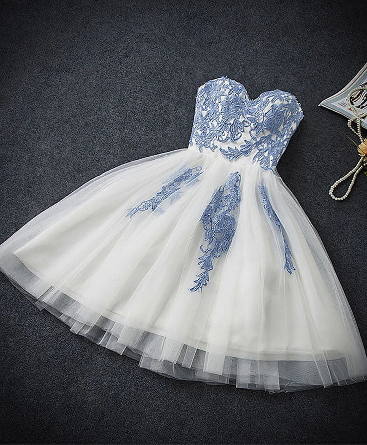 Vintage Blue Sweetheart Embroidery Design A-line Tulle Party Dress Homecoming Dress DP6069
