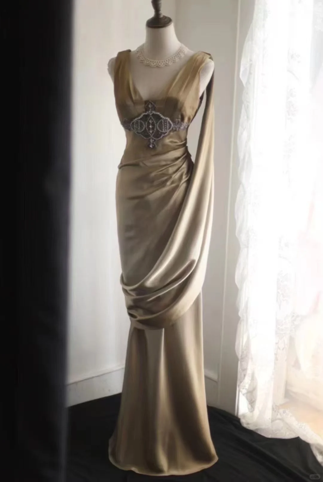 Glamorous Champagne Gold Satin Sleeveless V-Neck Embellished Waist & Ruched Prom Dress DP7640