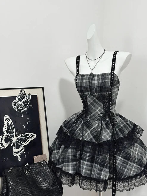 Vintage Black Plaid Design A-line Mini 15th Birthday Party Dress Tiered Homecoming Dress  DP6033