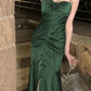 Wunderschönes smaragdgrünes Satinkorsett-Spaghettiträger Meerjungfrauen-Ballkleid mit 3D-Rosen DP8363