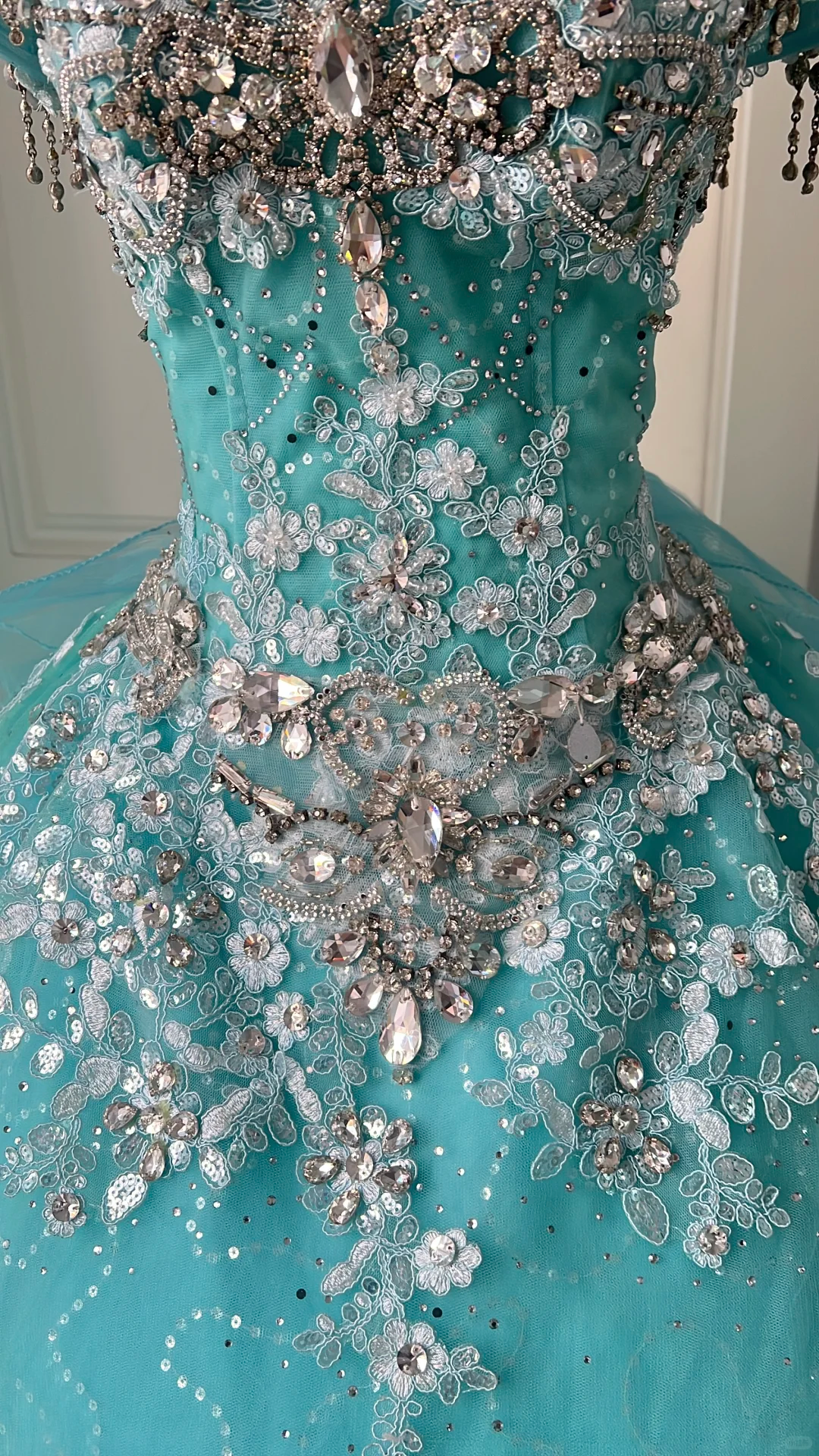 Gorgeous Sparkly Mint Green Tulle Off-the-Shoulder Beaded Sweet 16 Quinceanera Ball Gown DP7360